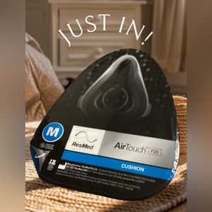 Air Touch F20 Cushion Medium